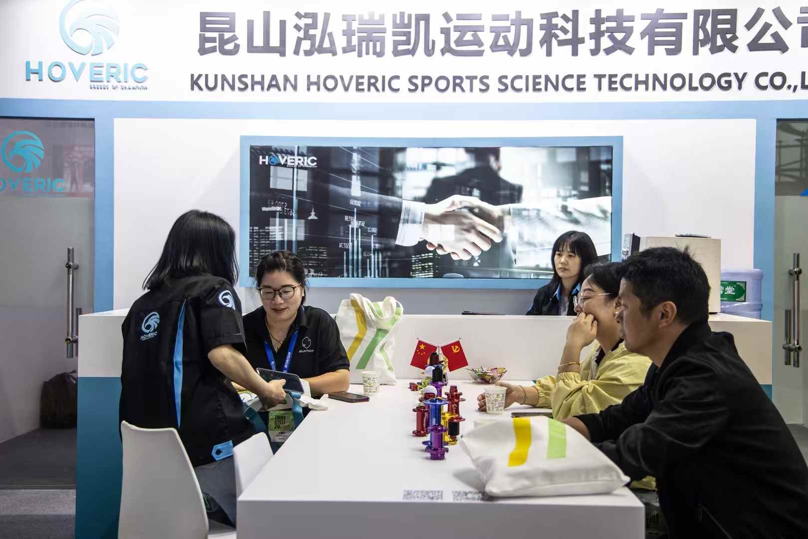 1746494898447530.jpg 1746494898447530.jpg